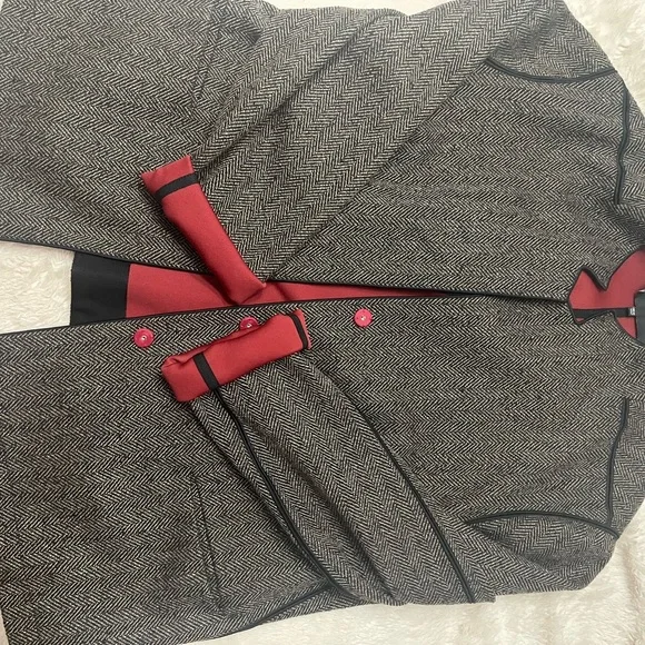 Jacket - Picture 4 of 4